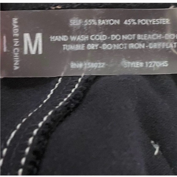 NWOT- Trendy Plaid Mini Skirt medium - Picture 9 of 9